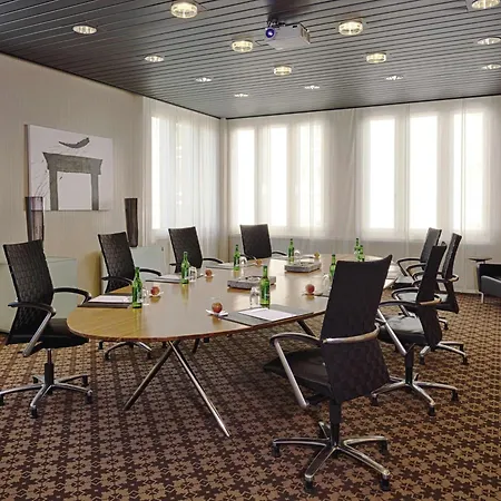 Moevenpick Hotel Zurich Airport-2