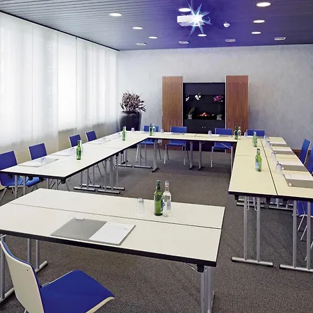 Moevenpick Hotel Zurich Airport-3